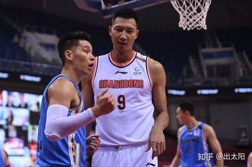 包含冲刺阶段欧篮联传出新动向；北京首钢门线救险；管理层表态：管理层满意；纪律约束更严格的词条